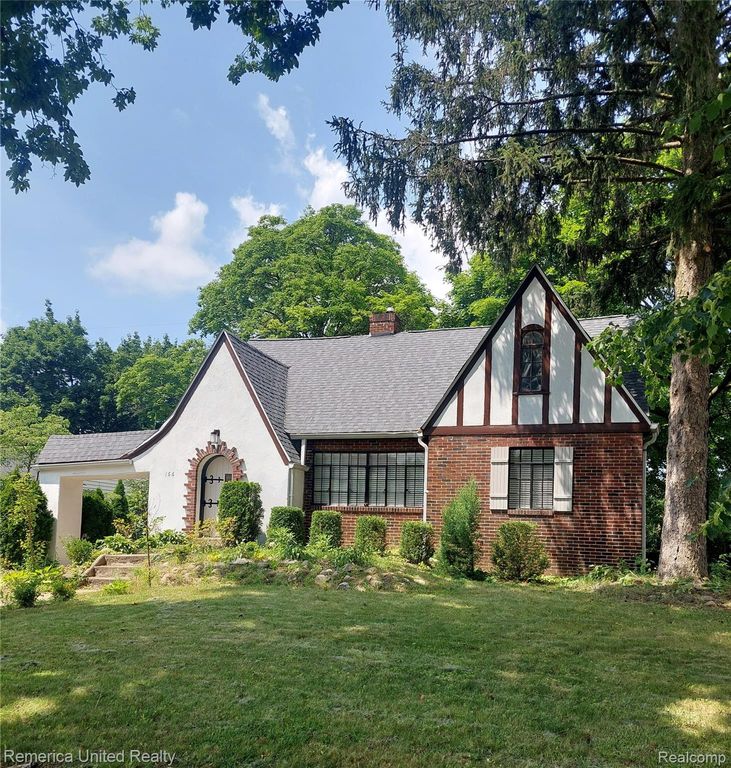 166 Cherokee Road, Pontiac, MI 48341