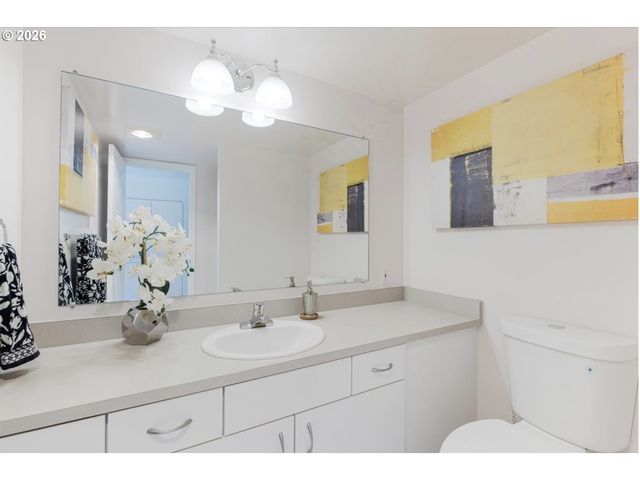 6645 W Burnside St 550, Portland, OR 97210