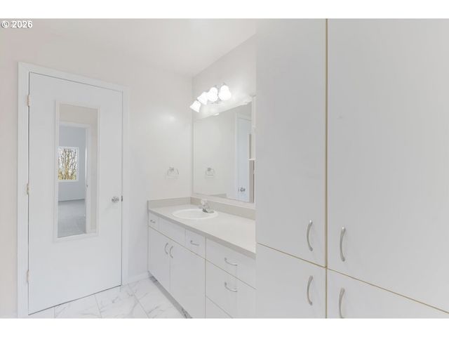 6645 W Burnside St 550, Portland, OR 97210