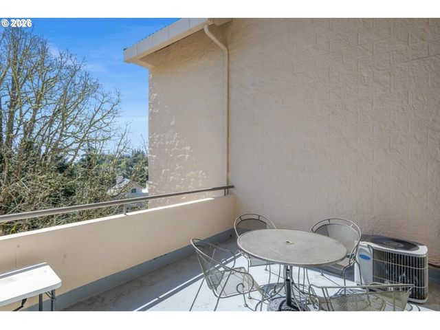 6645 W Burnside St 550, Portland, OR 97210