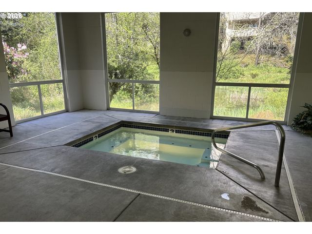 6645 W Burnside St 550, Portland, OR 97210