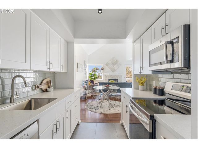 6645 W Burnside St 550, Portland, OR 97210