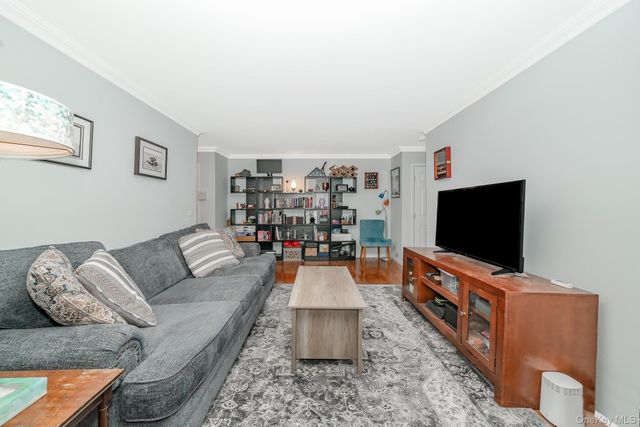 2449F Union Boulevard 12A, Islip, NY 11751