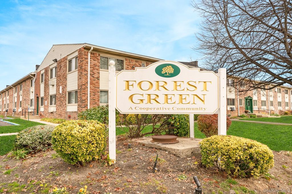 2449F Union Boulevard 12A, Islip, NY 11751