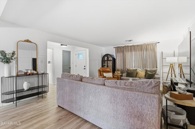 43851 Fern Avenue, Lancaster, CA 93534