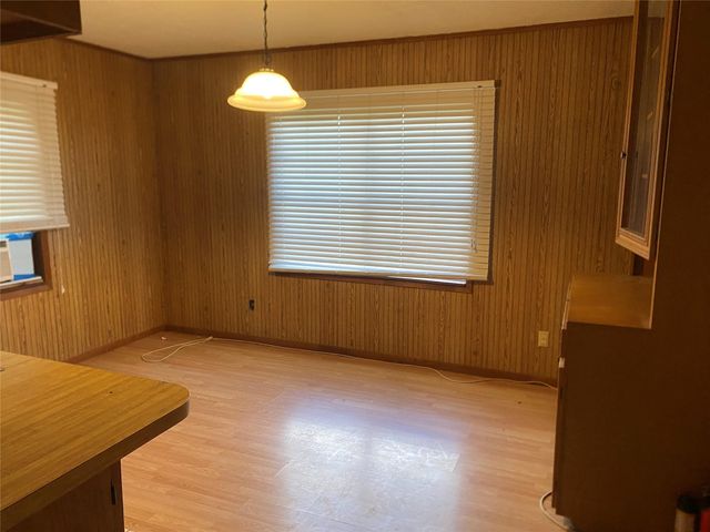 214 Houston Avenue, Somerville, TX 77879