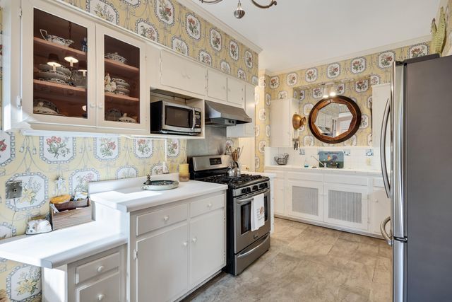 1643 VINTON AVE, Memphis, TN 38104