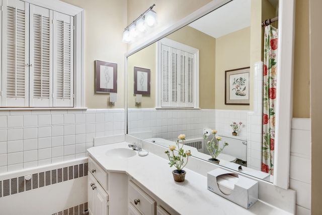 1643 VINTON AVE, Memphis, TN 38104