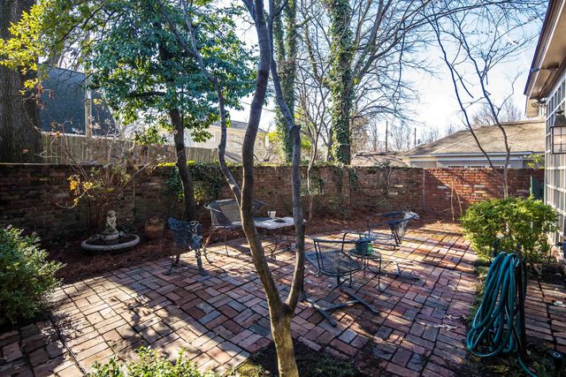 1643 VINTON AVE, Memphis, TN 38104