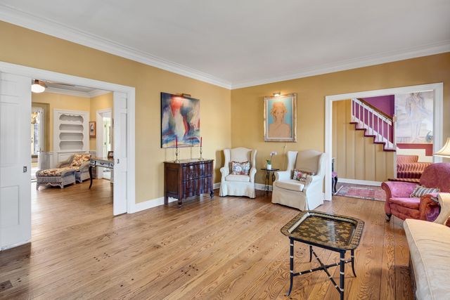 1643 VINTON AVE, Memphis, TN 38104