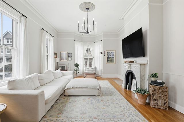 125 Wrentham St 1, Boston, MA 02124