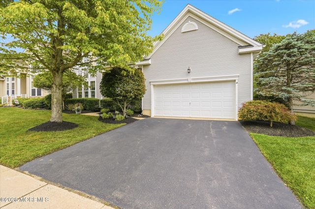8 Meadowbrook Alley, Barnegat, NJ 08005