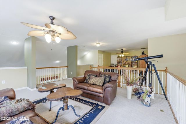8 Meadowbrook Alley, Barnegat, NJ 08005