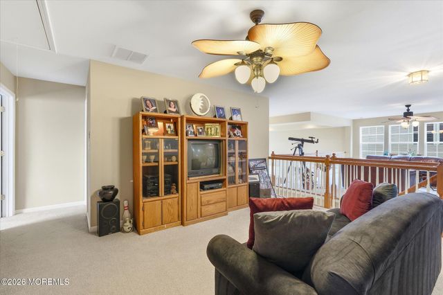 8 Meadowbrook Alley, Barnegat, NJ 08005