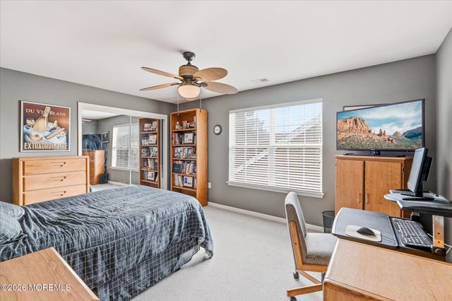 8 Meadowbrook Alley, Barnegat, NJ 08005