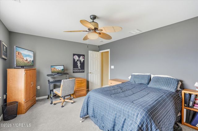8 Meadowbrook Alley, Barnegat, NJ 08005
