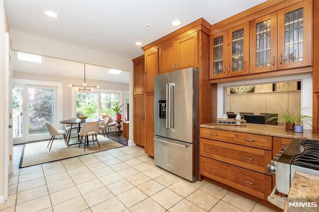 73 Hawthorne Avenue, Glen Ridge, NJ 07028