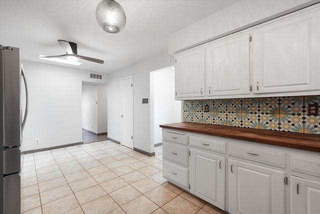 11501 Golden Gate Avenue NE, Albuquerque, NM 87111