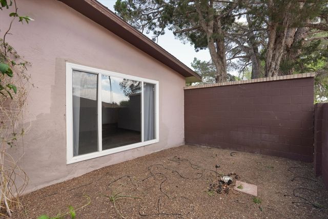 11501 Golden Gate Avenue NE, Albuquerque, NM 87111