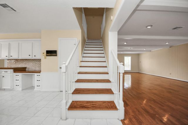 11411 Briar Forest Drive, Houston, TX 77077