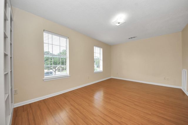 11411 Briar Forest Drive, Houston, TX 77077