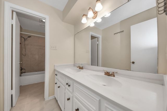 11411 Briar Forest Drive, Houston, TX 77077