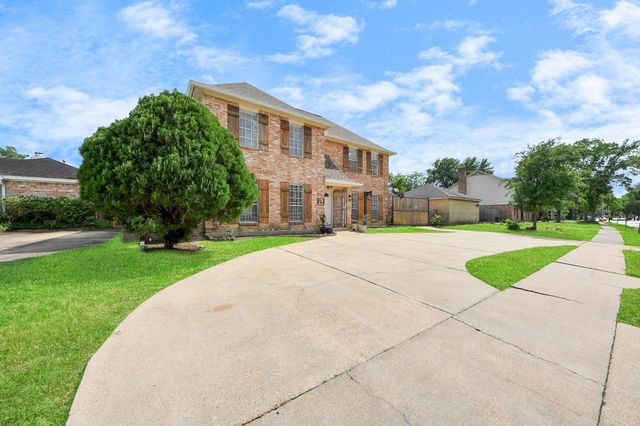 11411 Briar Forest Drive, Houston, TX 77077