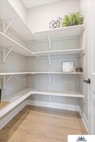 19950 Weir Street, Omaha, NE 68135