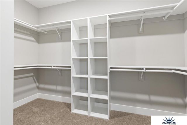 19950 Weir Street, Omaha, NE 68135