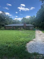 326 Neal Drive, Charlotte, NC 28213