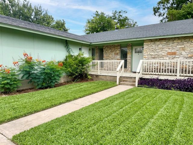 2017 Greenbrook PKWY A, Austin, TX 78723