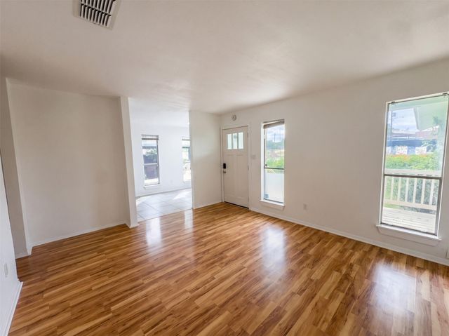 2017 Greenbrook PKWY A, Austin, TX 78723