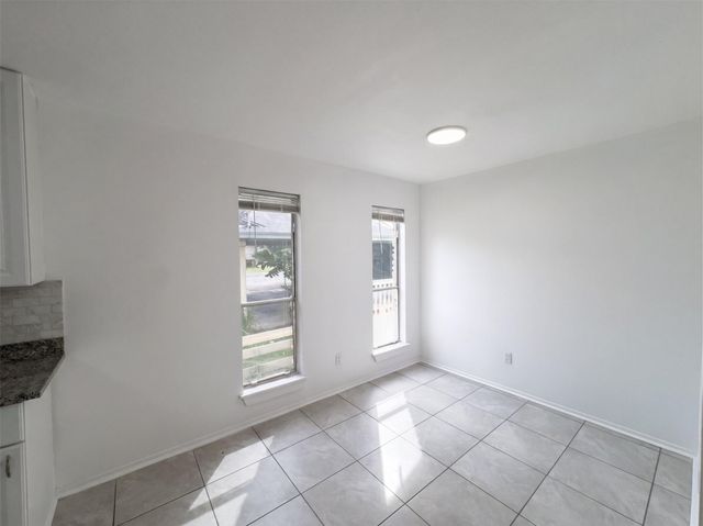 2017 Greenbrook PKWY A, Austin, TX 78723