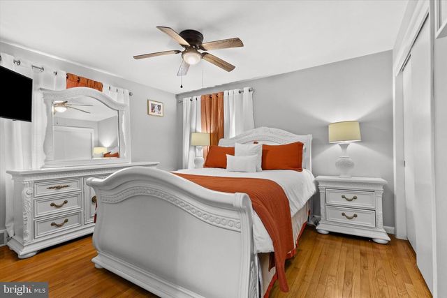 4009 ROBINHOOD DR, York, PA 17408