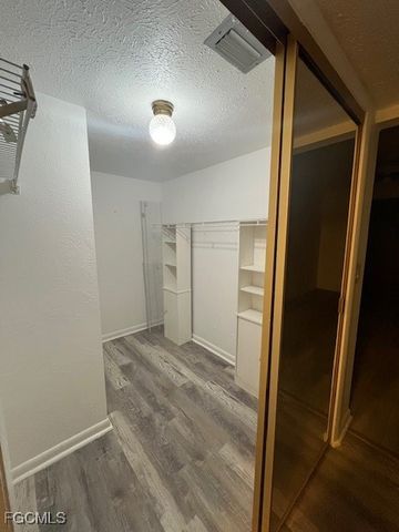 12498 Riverside DR 104, Fort Myers, FL 33919