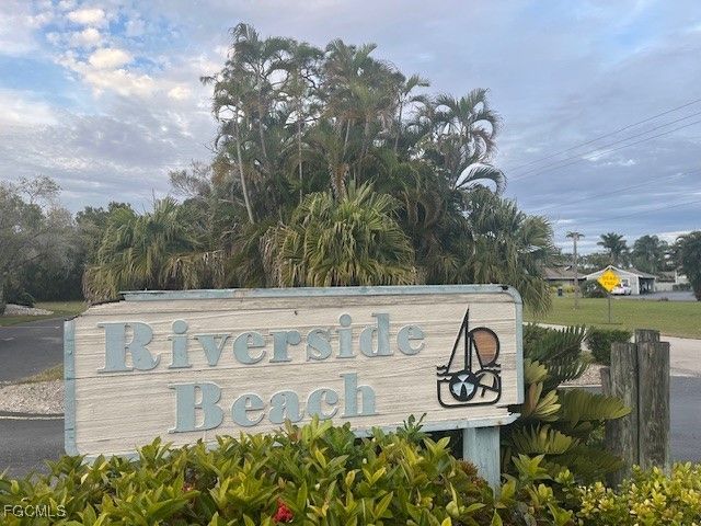 12498 Riverside DR 104, Fort Myers, FL 33919