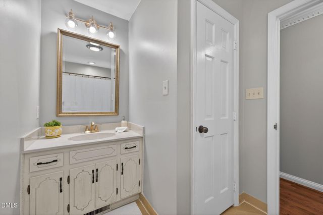 1113 Braemar Court, Cary, NC 27511