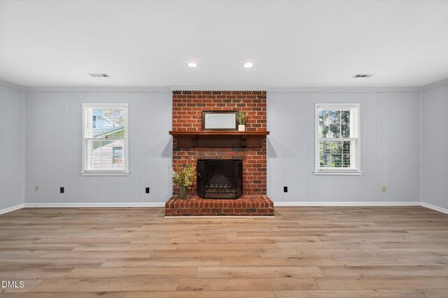 1113 Braemar Court, Cary, NC 27511