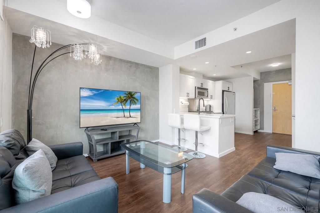 Image 13 of property listing at 321 10Th 1505, San Diego, CA 92101