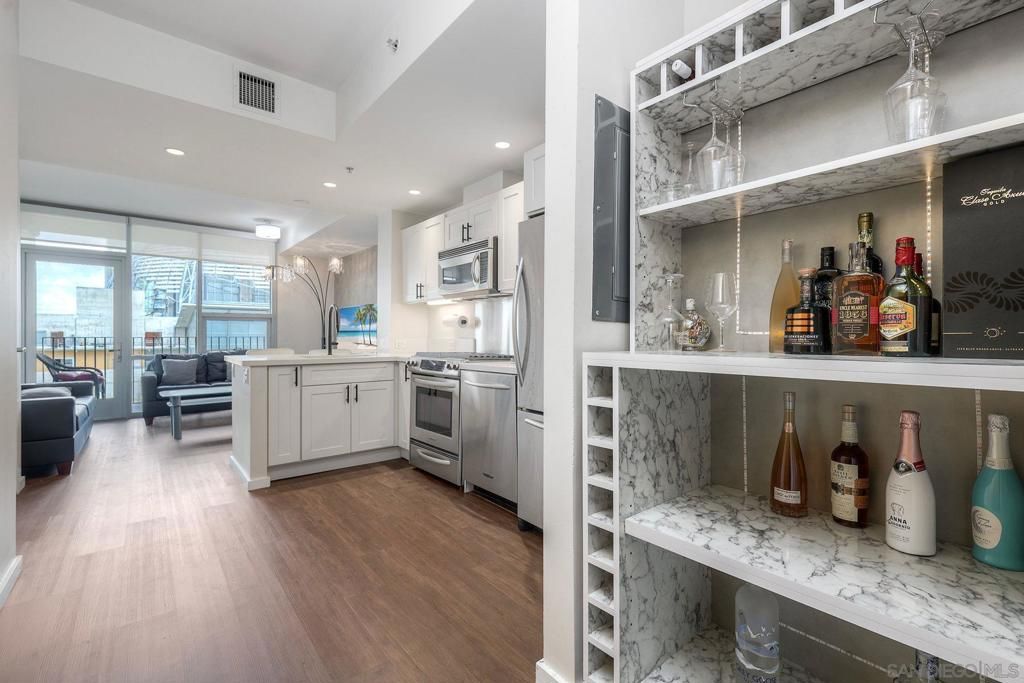 Image 3 of property listing at 321 10Th 1505, San Diego, CA 92101