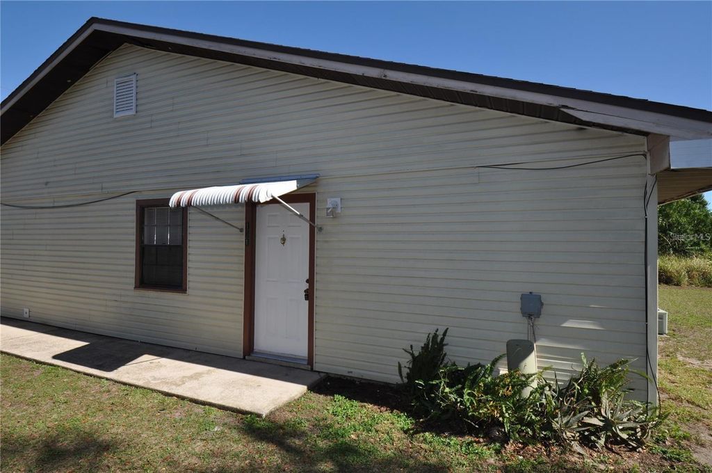 131 DENTON AVENUE, Auburndale, FL 33823