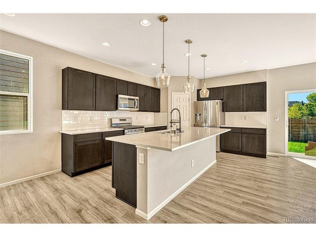 4716 Jasper St, Denver, CO 80239