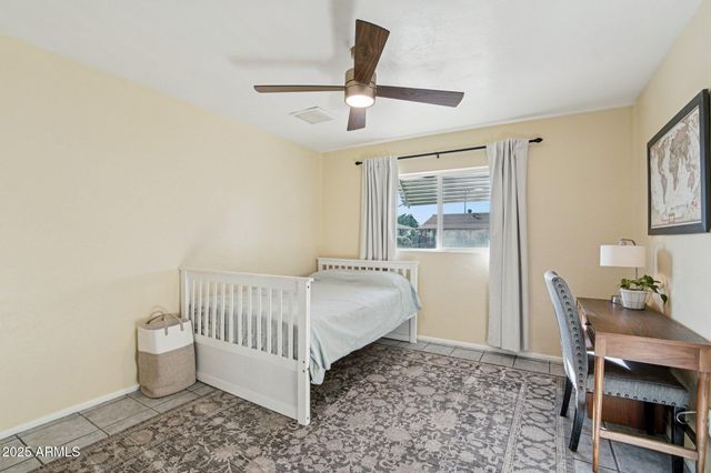 2042 W STELLA Lane, Phoenix, AZ 85015