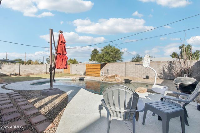 2042 W STELLA Lane, Phoenix, AZ 85015