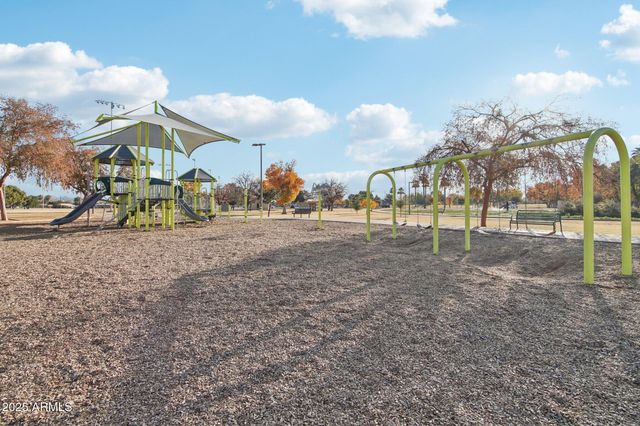 2042 W STELLA Lane, Phoenix, AZ 85015