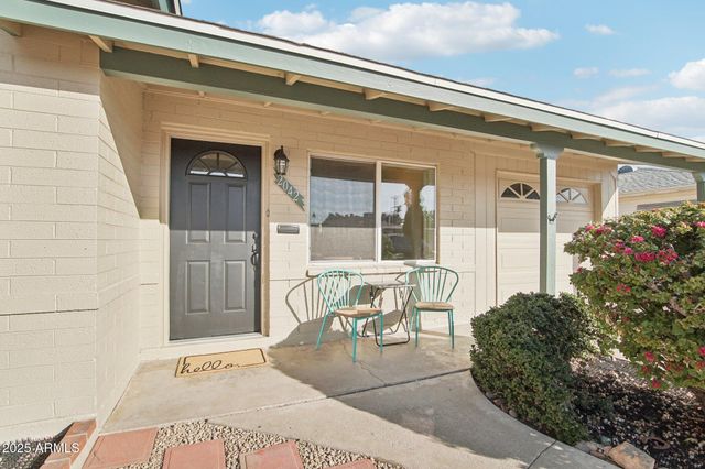 2042 W STELLA Lane, Phoenix, AZ 85015