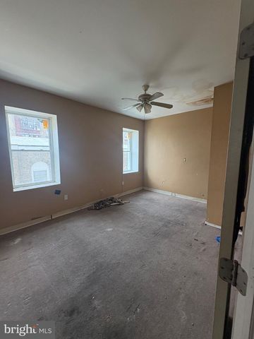 2037 W TORONTO ST, Philadelphia, PA 19132