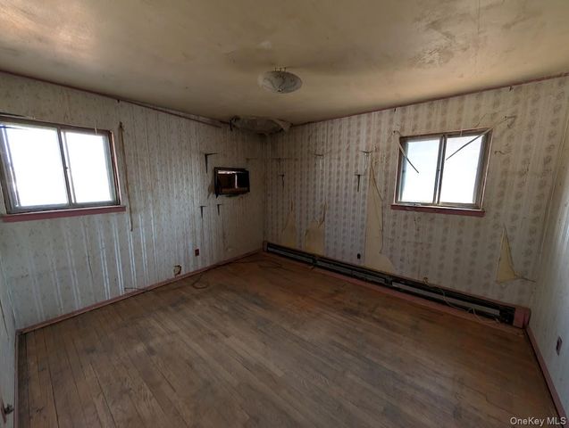 388 Vespucci Avenue, Copiague, NY 11726