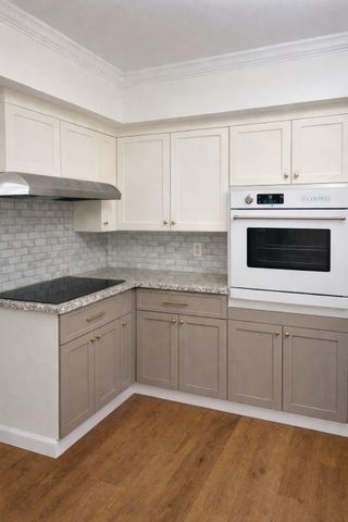 2515 Baycrest Dr, Houston, TX 77058