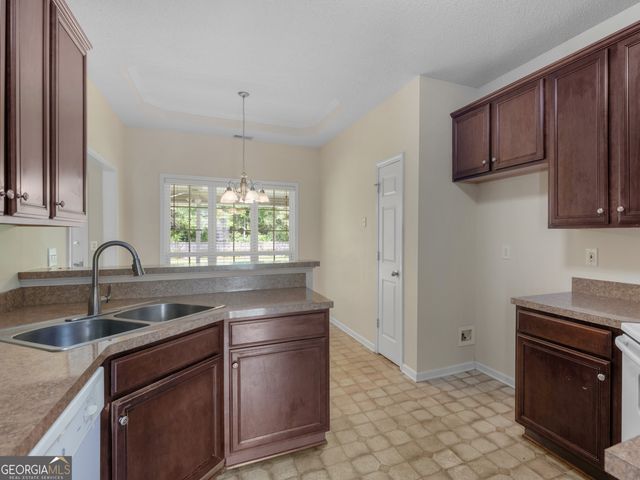 127 Autumn Run Place, Villa Rica, GA 30180